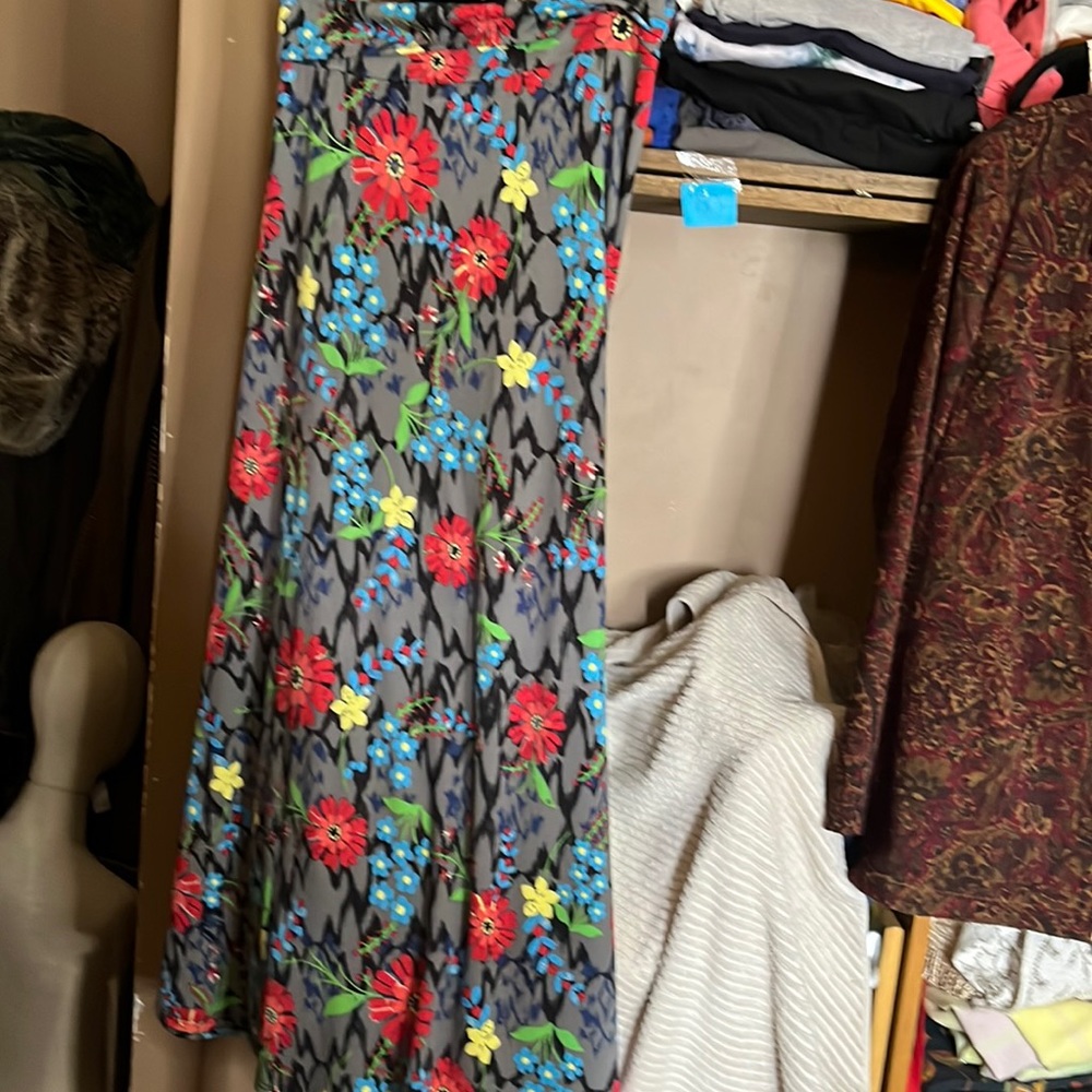 😄Maxi Skirt Floral Medium